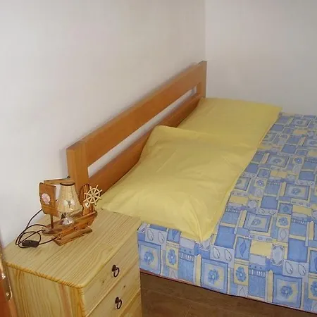 Holiday home Robinson House In Tkon With Sea View Terrace